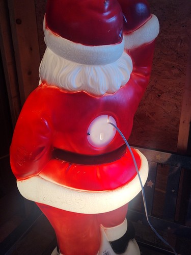 VINTAGE 40" WAVING SANTA CLAUS CHRISTMAS BLOW MOLD GENERAL FOAM USA RED GLOVES!! - Picture 6 of 15