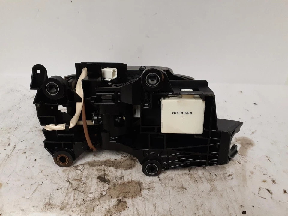 Conjunto de palanca de cambios de transmisión automática usado se adapta a: Toyota Highlander G 2010 Foto 2 de 4