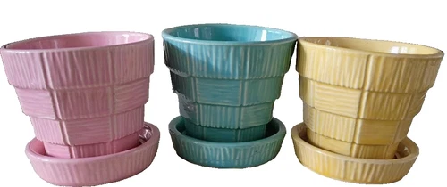 VINTAGE LOT OF THREE MCCOY POTTERY BASKETWEAVE 3 INCH FLOWER POTS W/SAUCER