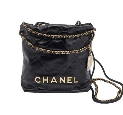 Chanel 22 bag Black Leather Gold Chain Tote