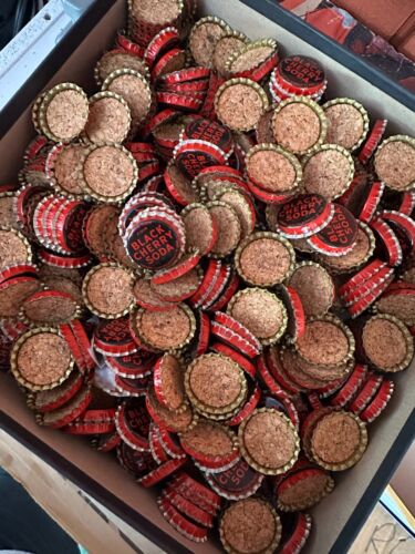 Soda pop bottle caps Lot of BLACK CHERRY SODA cork lined unused new old stock - Picture 1 of 2