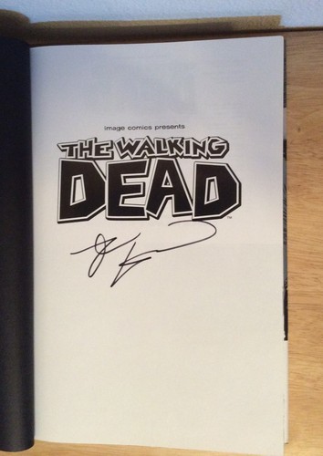SIGNED 2x's by Robert KirkmanThe Walking Dead Omnibus Volume 4 Slipcase HC + Pic - Picture 3 of 12