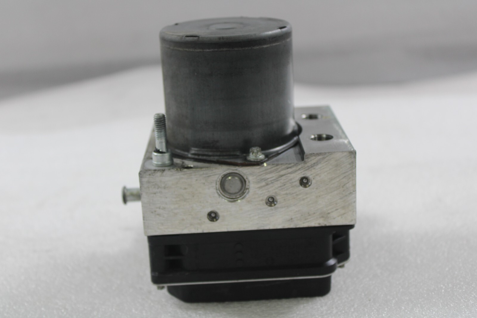 2012 Maserati Quattroporte, Anti-Lock Brake Control, Used, P/N 267422