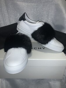 givenchy kicks