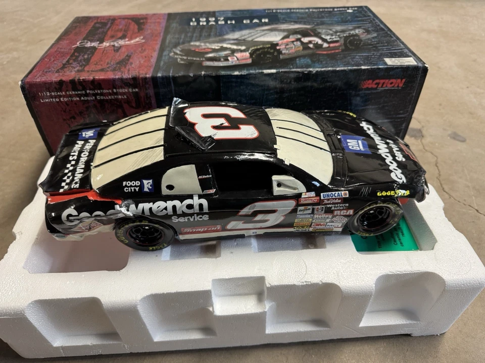 DALE EARNHARDT SR 1997 #3 GM GOODWRENCH CRASH NASCAR 1:12 CERAMIC SEE PICS READ - Image 2 of 4