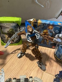 Lego Bionicle Lot Full Figures 8730, 8944, 8930, And More