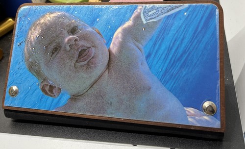 Vintage Kurt Nirvana Baby Cobain Wallet Card Money Holder Record Hard Case Cool - 第 2/12 張圖片
