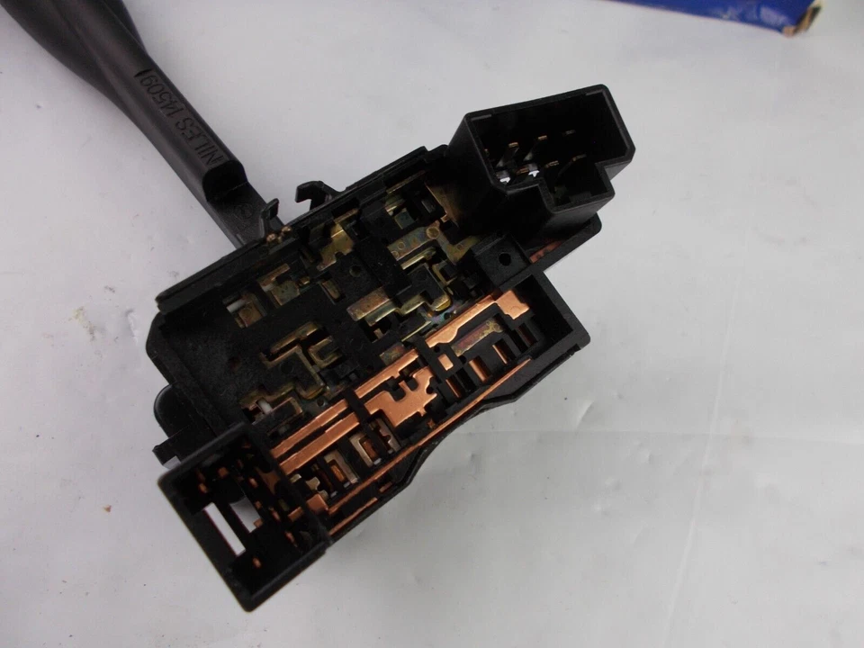 Interruptor de faro de señal de giro CARQUEST S14270 Foto 3 de 4