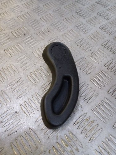 HYUNDAI I10 2007-2013 DRIVERS SIDE RIGHT OFFSIDE FRONT SEAT HANDLE 88912-0X000 - Picture 4 of 6
