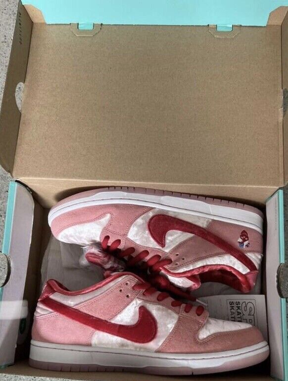 Size 10.5 Strangelove X Nike SB Dunk Low Pro QS Valentine Size 10.5 Strangelove X Nike SB Dunk Low Pro QS Valentine