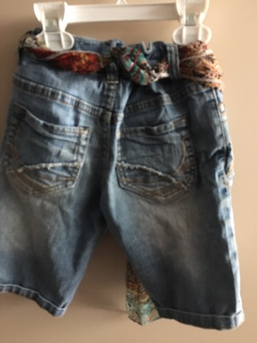 Girls Size 7 Mudd Capris - Picture 4 of 6