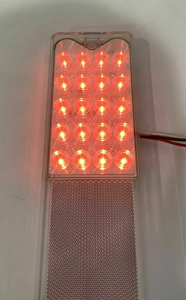 Par de luces traseras transparentes LED rojas para camioneta Chevy/GMC Fleetside 1967-72 Foto 2 de 4