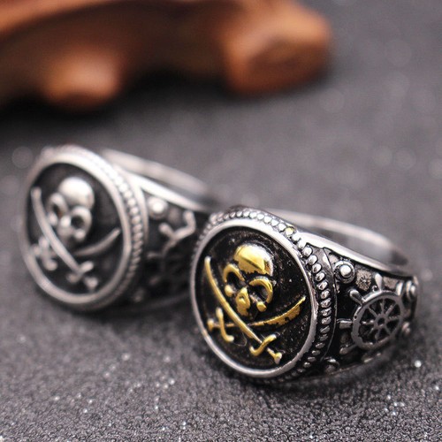 Gothic Mens Stainless Steel Gold Biker Pirate Skull Ring Size 6-15 - Picture 6 of 23
