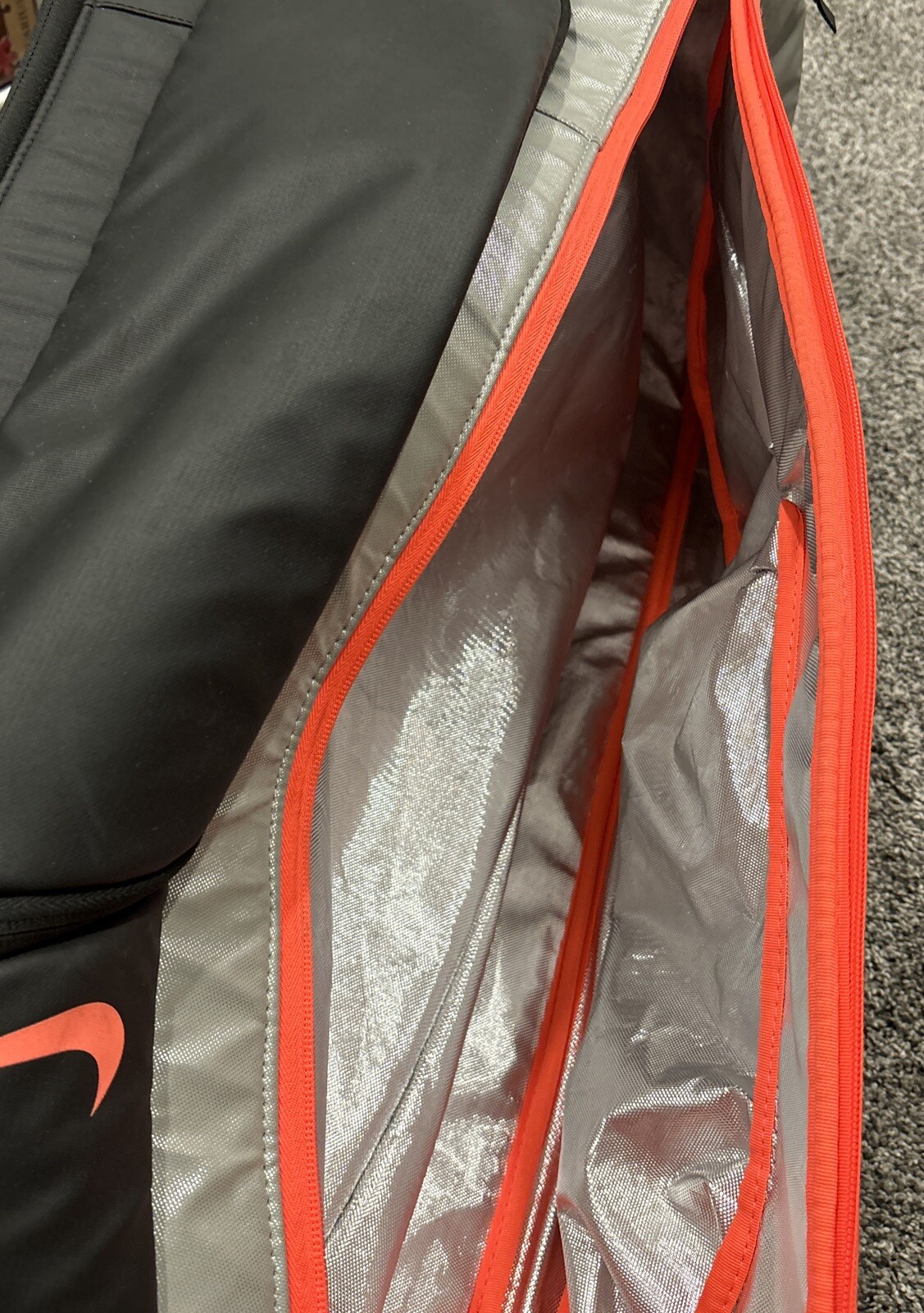Nike Court Tech 1 Tennis Racket Duffle Bag Black Silver Pink BA4866015