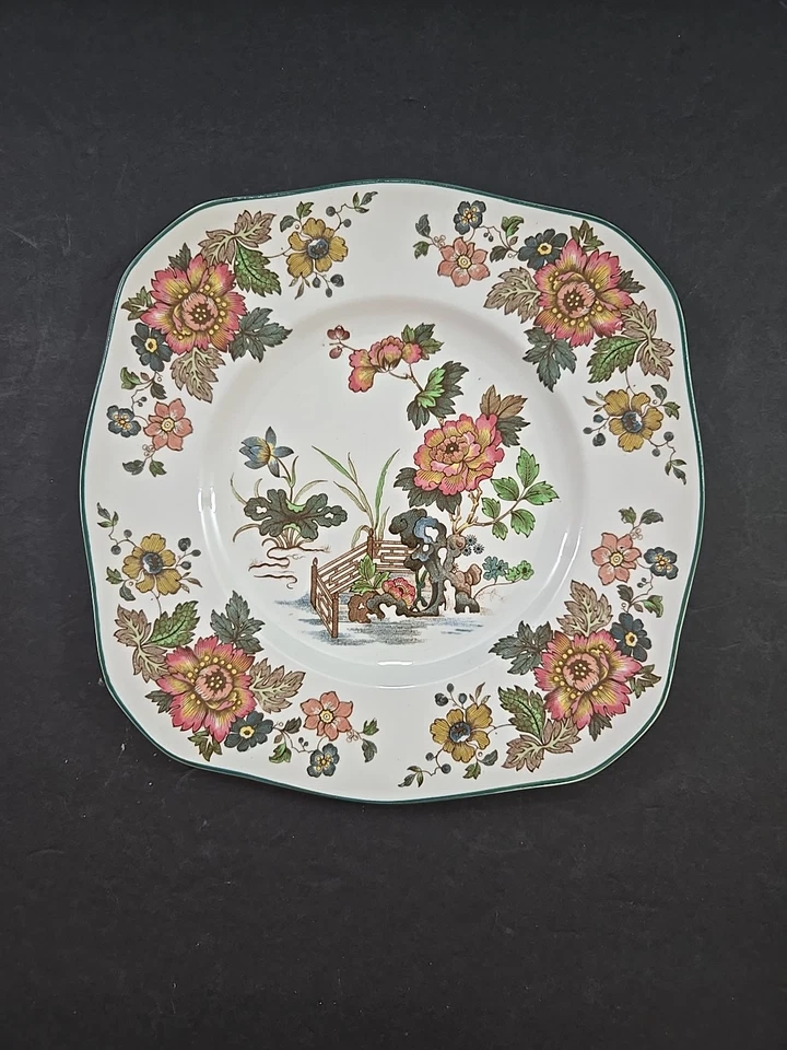Plato de almuerzo cuadrado Wedgwood Etruria & Barlaston FLORES ORIENTALES Foto 4 de 4