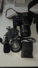 Canon EOS 800D / Rebel T7i DSLR Camera + 2 Lenses (18-55mm + 50mm) Mic + Charger