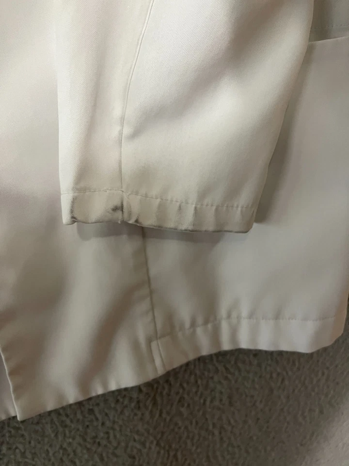 Figs Men's Lab Coat Doctor Jacket Size Small White Button up Adult Polyester - Image 3 of 4