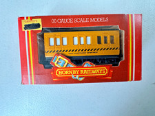 Hornby #R296 OO Gauge Track Cleaning Coach Car w/box - EC