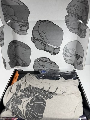 Halo Legendary Loot Crate ARENA Halo Icons Spartan 100% Complete with Shirt XL