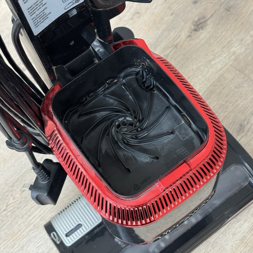 Aspiradora vertical con cable Shark 1,1 L con tecnología Lift-Away NV602UKT 66 - Imagen 13 de 21