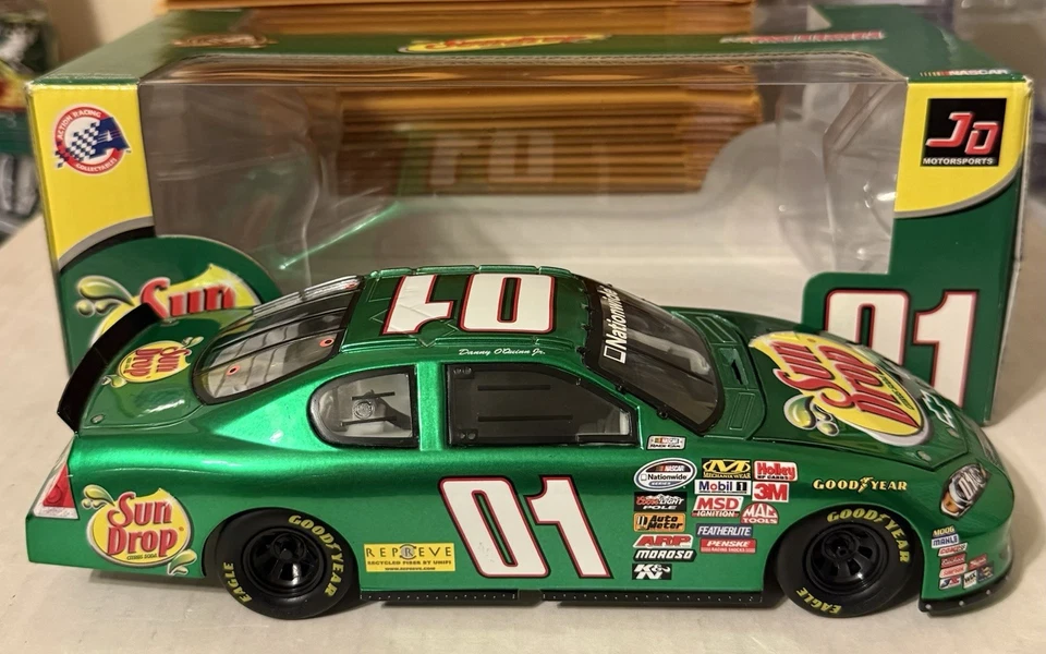 Danny O’Quinn Jr #01 2009 Sun Drop JD Motorsports 1/24 NASCAR Diecast Promo 🔥 Foto 2 de 4