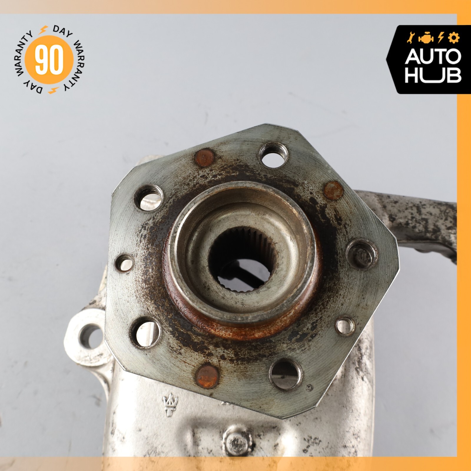 03-10 Maserati Quattroporte M139 Front Right Side Spindle Knuckle Hub OEM 75k