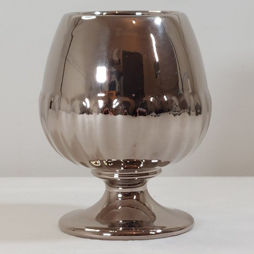 Royal Winton Golden Age Goblet Silver Coloured Ceramic 14cm Grimwades Vase Vtg - Picture 2 of 7