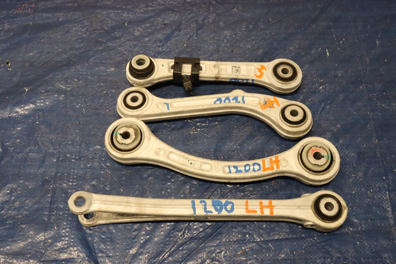 2017 17 MASERATI GHIBLI SEDAN S 3.0L V6 OEM LH REAR SPINDLE & ARMS #1200