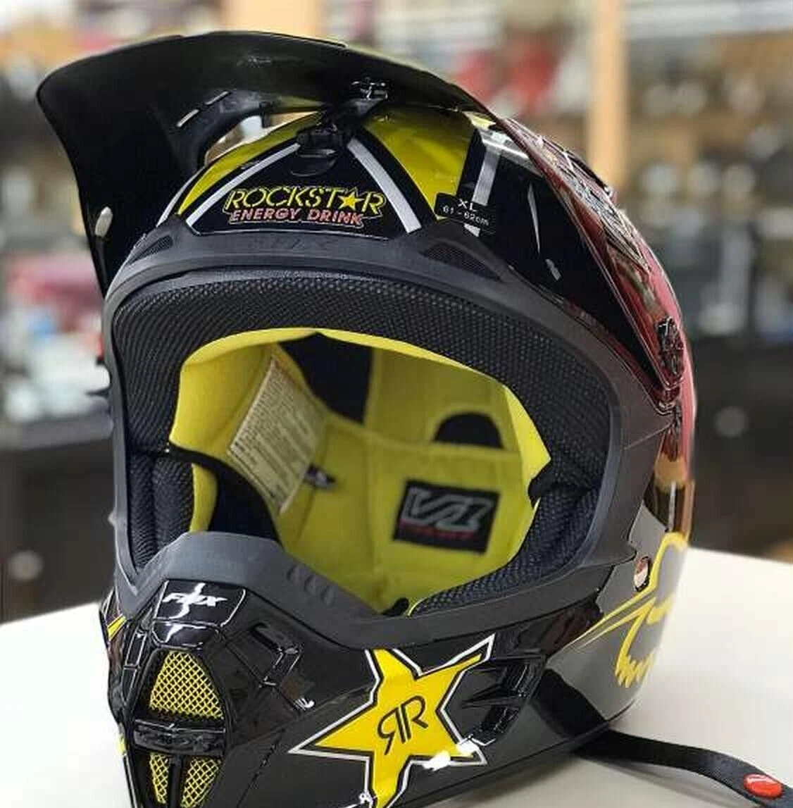 Casco fox v1 pilot 2025