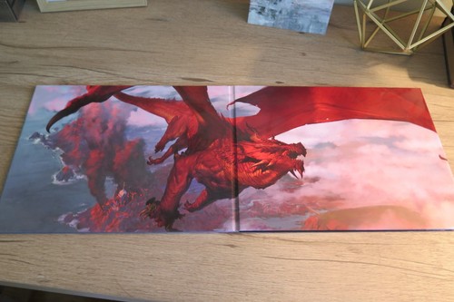 DUNGEONS & DRAGONS 5TH EDITION 5E DUNGEONMASTER SCREEN RED DRAGON 4 PANEL 2017 - Picture 2 of 5