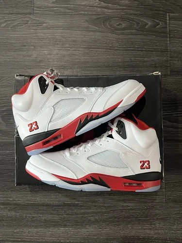 Air Jordan 5 Retro ‘Fire Red 2025’