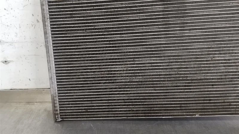 19 2019 JAGUAR F-PACE 2.0L GASOLINE FORWARD INTERCOOLER ASSEMBLY Foto 4 de 4