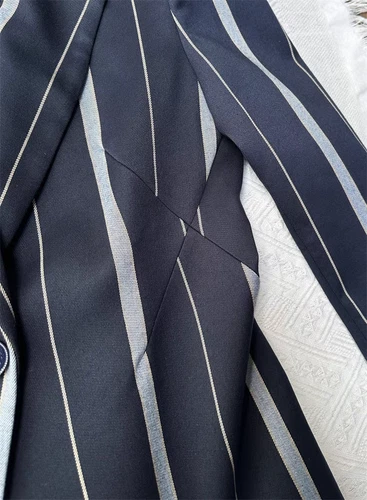 NEW AUTH L'AGENCE Striped Long Sleeve One Button Blazer Top - Picture 7 of 13