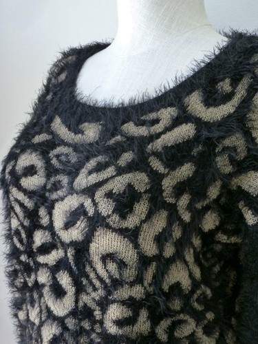 Nuevo con etiquetas Joseph A. Suéter suéter con patrón de leopardo ultra suave y peludo negro y bronceado ~ M - Imagen 10 de 12