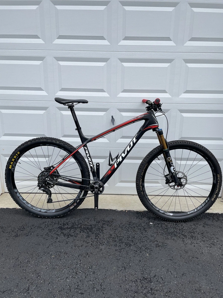 pivot hardtail mountain bike