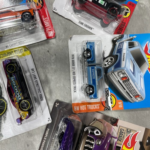 Menge 5 Hot Wheels Autos Dune Crusher Purple Passion 1978 Dodge Li'l rot Truck - Bild 12 von 22