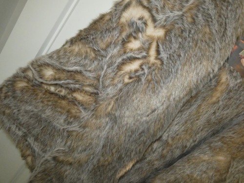 Tahari Faux Fur Christmas Tree Skirt Brown 56 Inch Luxurious Soft NWT - 第 3/6 張圖片