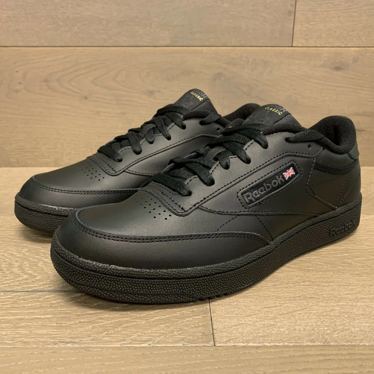 Reebok clásicos negros Clearance