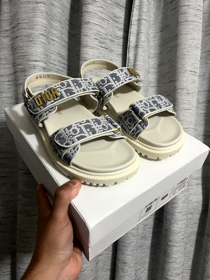 迪奥-迪奥莱特凉鞋-7码/欧盟37女式全新 — 第 2/4 张图片