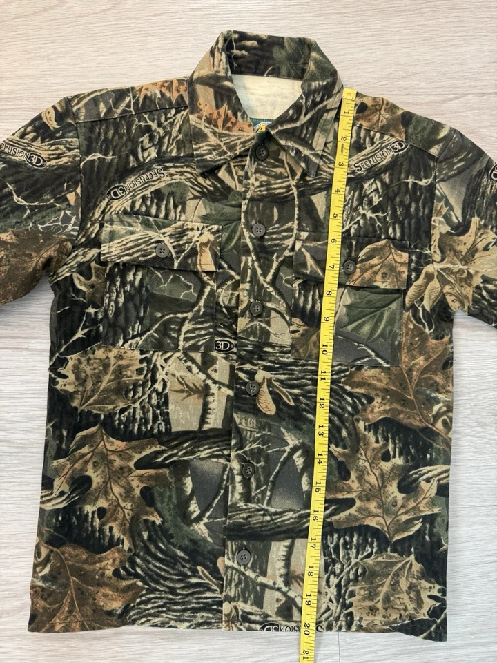 Cabela's Kid’s Seclusion 3D Hunting Shirt Size 4 Green Camo Long Sleeve - Image 3 of 4