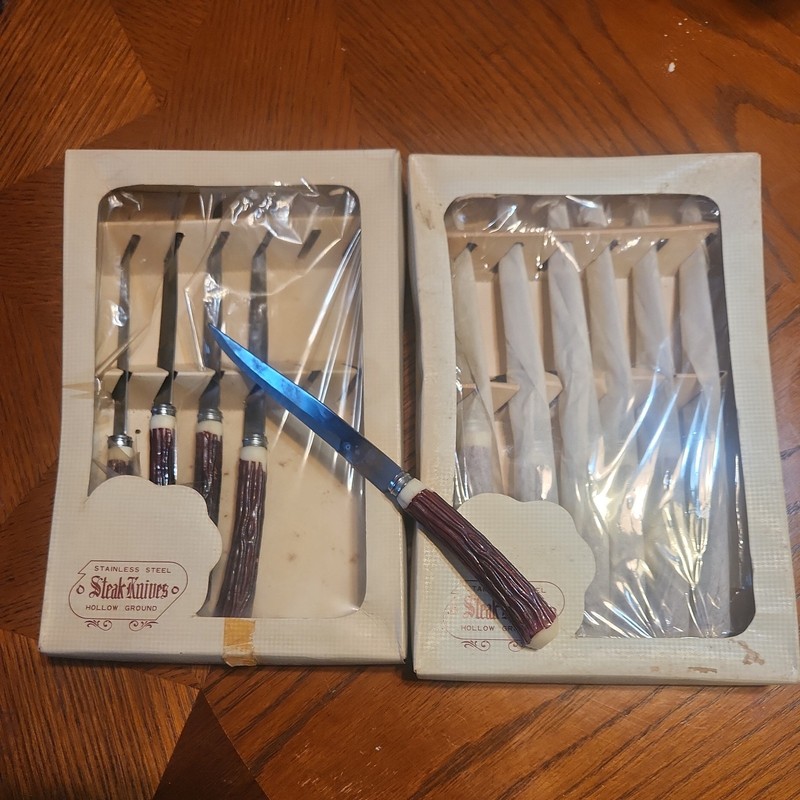 New Set Of 6 Vintage Steak Knives Made in Japan 1950s hollow ground+5 extra 
