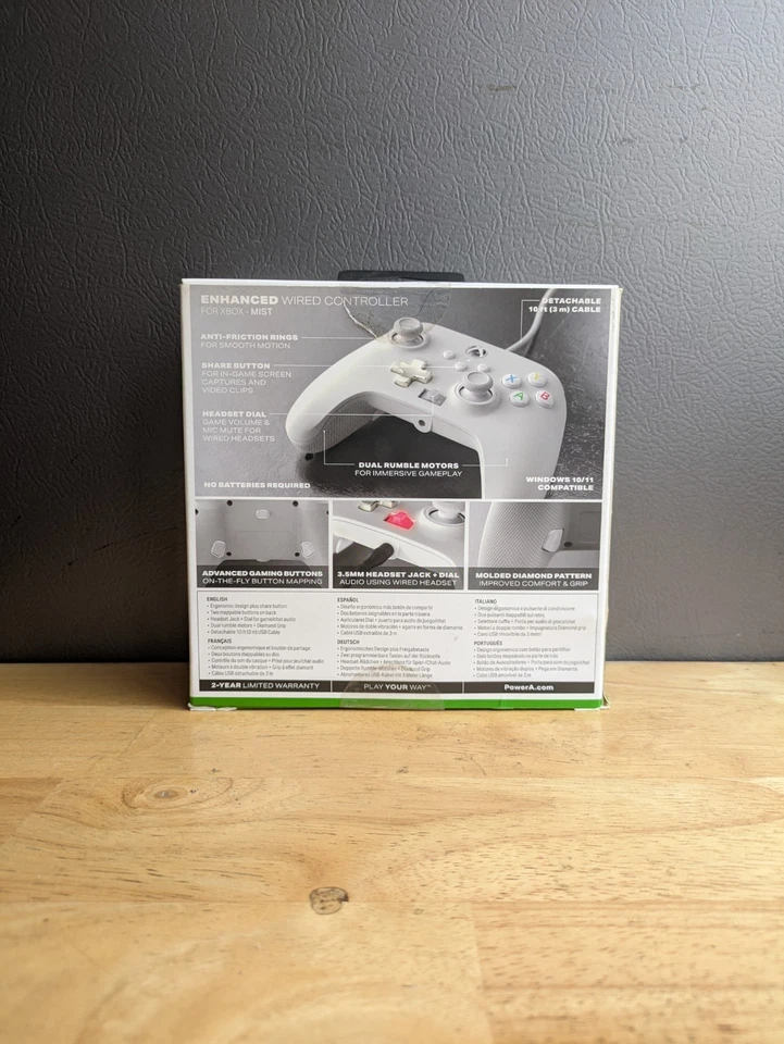PowerA Enhanced Wired Controller for Xbox Series X|S, Xbox One, Windows 10/11 - Image 2 of 4