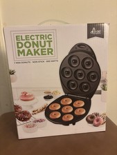 Donut Maker - Elektrisches Backgerät *Neu im Karton*