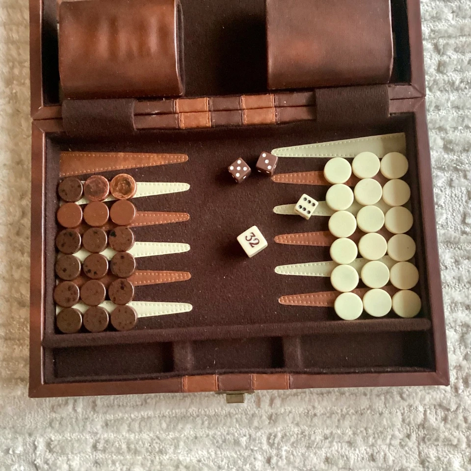 Vtg Backgammon Board Game Set Faux Brown Leather Travel Case Interior Stitched - Image 3 of 4