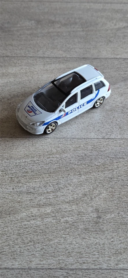 Peugeot 307 sw norev 1/64 - Photo 2/2