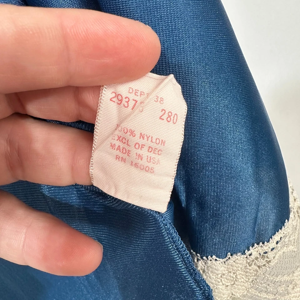 Vintage 60s Nylon Lace Robe-Aqua Blue Sears Nylon RN 16005 Petite Small NO TIE - Image 4 of 4