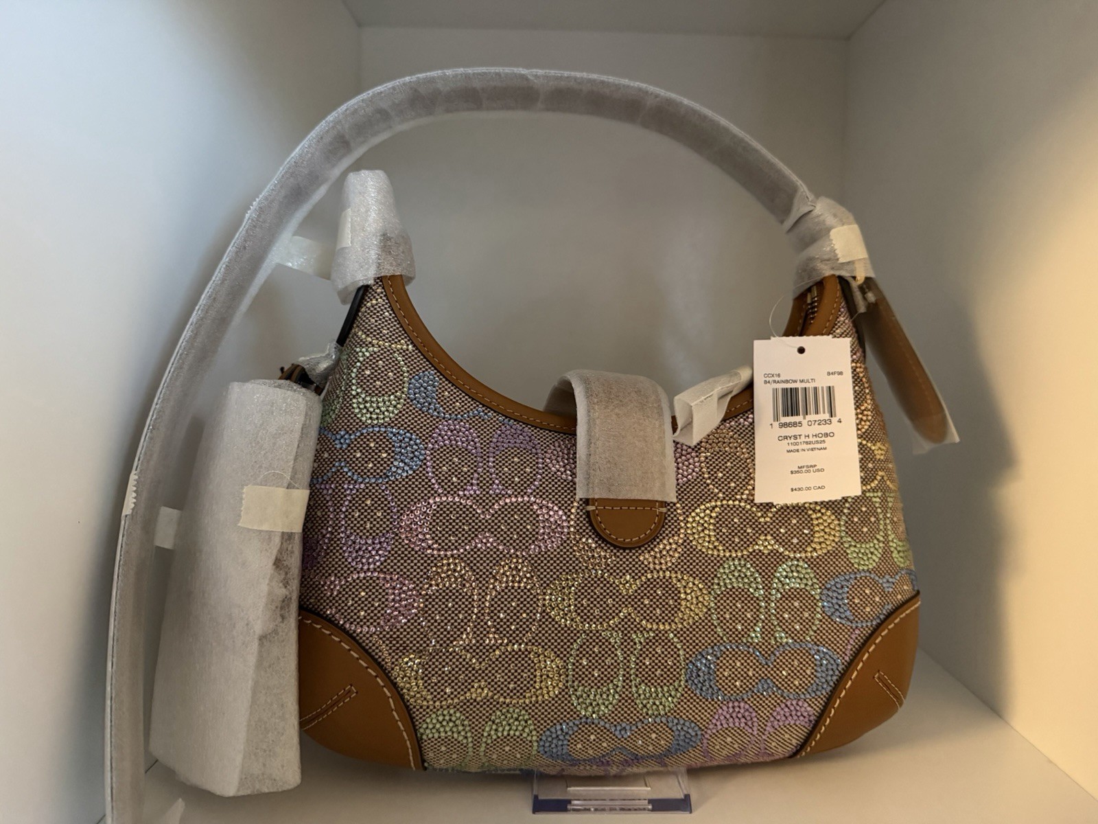 ? Coach Hamptons Hobo Bag ? Rainbow Crystal Signature Jacquard — NWT