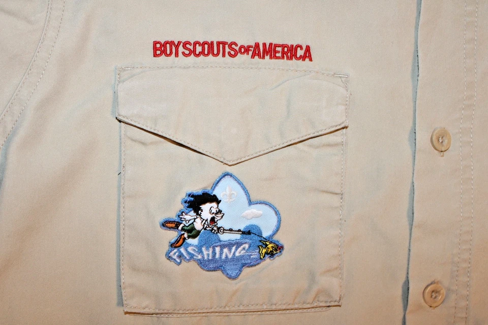 Boy Scouts of America BSA Men's Shirt Tan Medium Sewn Patches Short Sleeve - Image 4 of 4