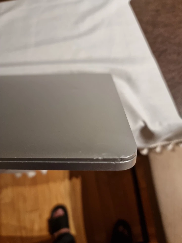 Apple MacBook Pro - i7 16GB | 256GB Silver | 15" | 2015 - Image 4 of 4