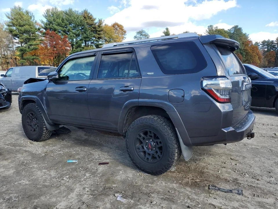 Used Rear Left Door Assembly Rear Side fits: 2016 Toyota 4 runner electric windo - Imagem 2 de 4